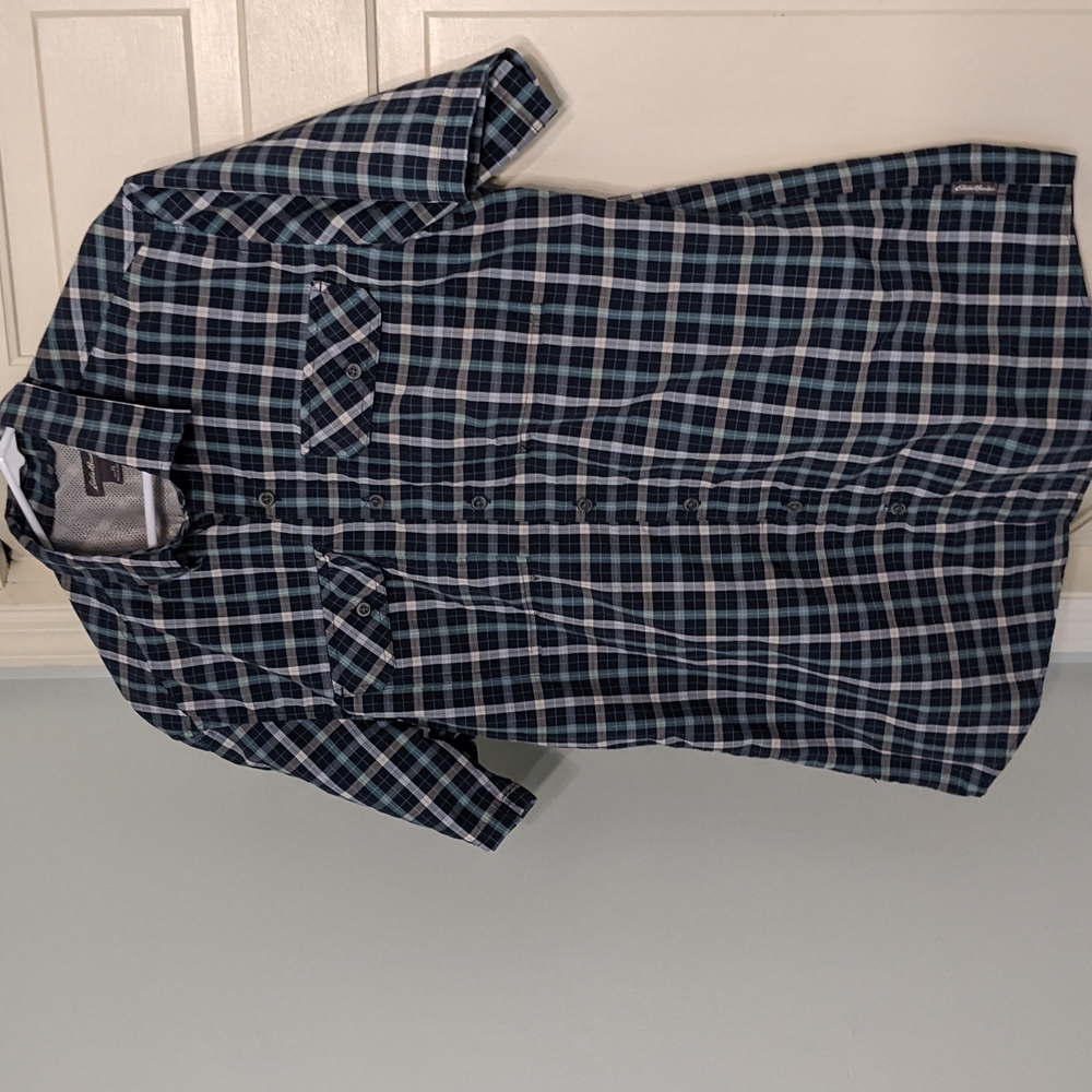 Eddie Bauer Men's lightweight button down